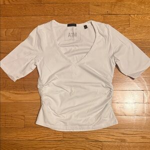 ATM Anthony Thomas Melillo Women's White Short Sleeve V-Neck Tee